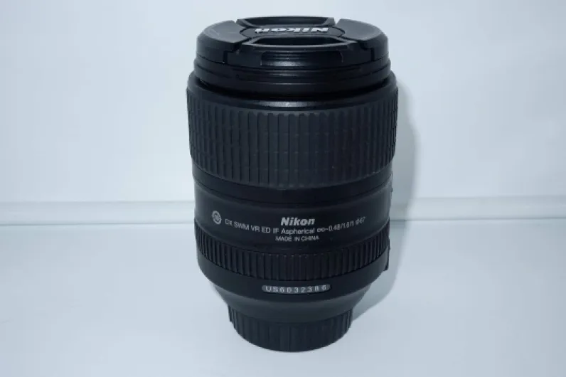 Nikon Objectif Zoom AF-S DX 18-300 mm f/3.5-6.3G ED VR