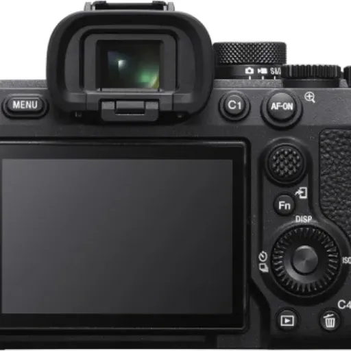 Test Sony Alpha 7 IV : le boîtier plein format qui fait (presque) tout bien mais qui pique au portefeuille